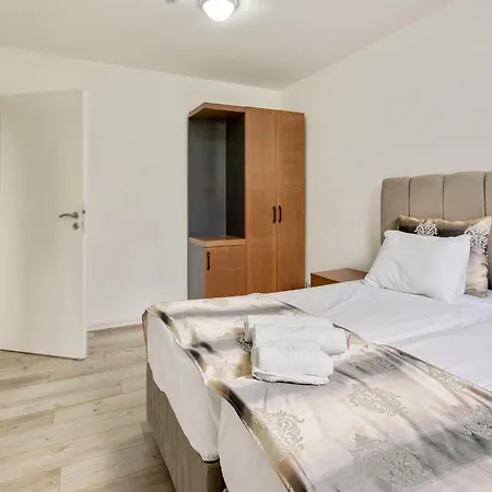 Apartment Pleasant Near Centre