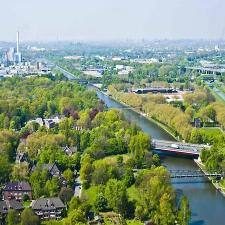 Pleasant Near Centre Oberhausen (North Rhine-Westphalia)